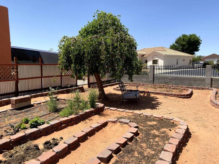 Spacious Home Page Extérieur photo
